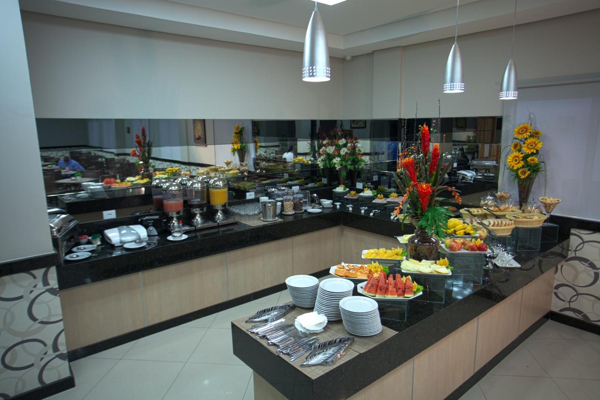 Skala Traveling Hotel Cuiaba  Exterior photo